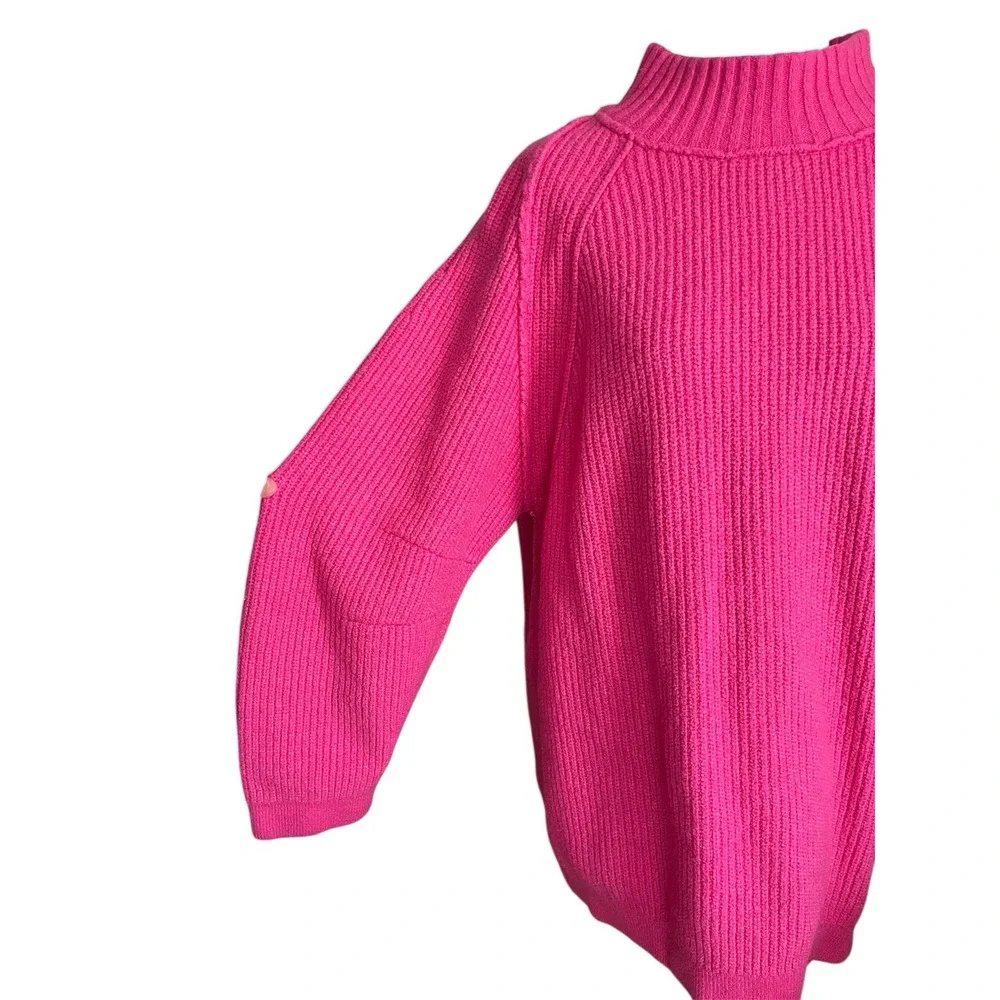 Free People Sunbeam Knit Oversized Mockneck Sweater Fuchsia Pink‎ Sz M Chunky